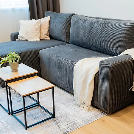 Coral Apartment *